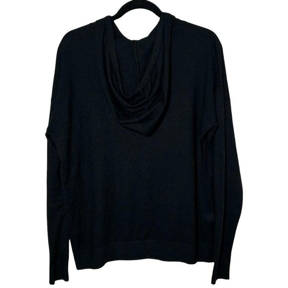 NWT Liv Milano rhinestone Skull Pullover Hoodie Sweater Black Size Medium - Picture 2 of 5